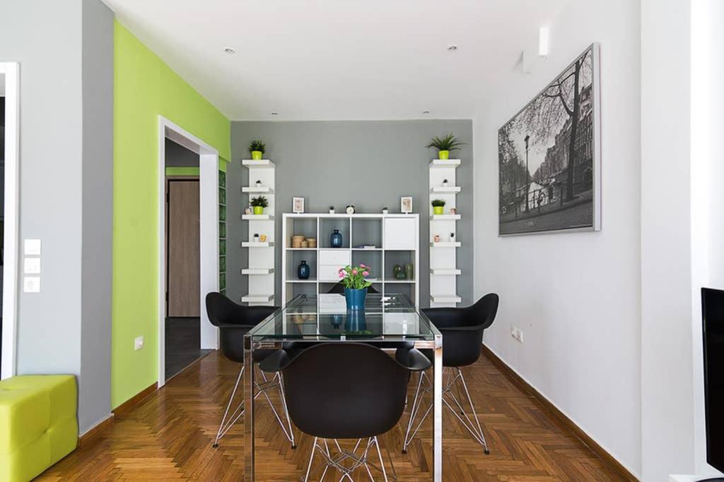 Brand New Stylish 2 Bedroom Apartment เอเธนส์ ภายนอก รูปภาพ